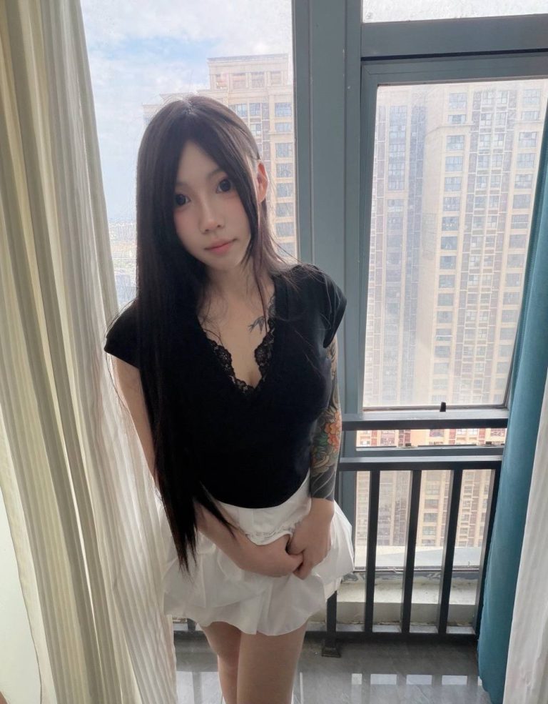 制服诱惑、丝袜、配合度高、清纯