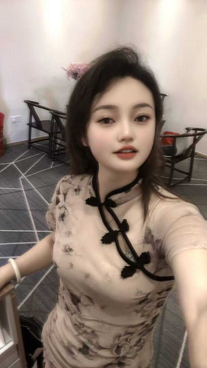 制服诱惑、情趣、丝足