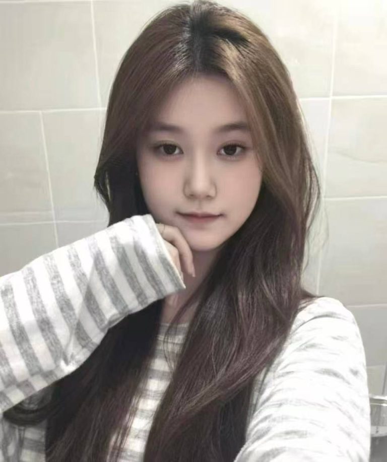少女感、大长腿、配合