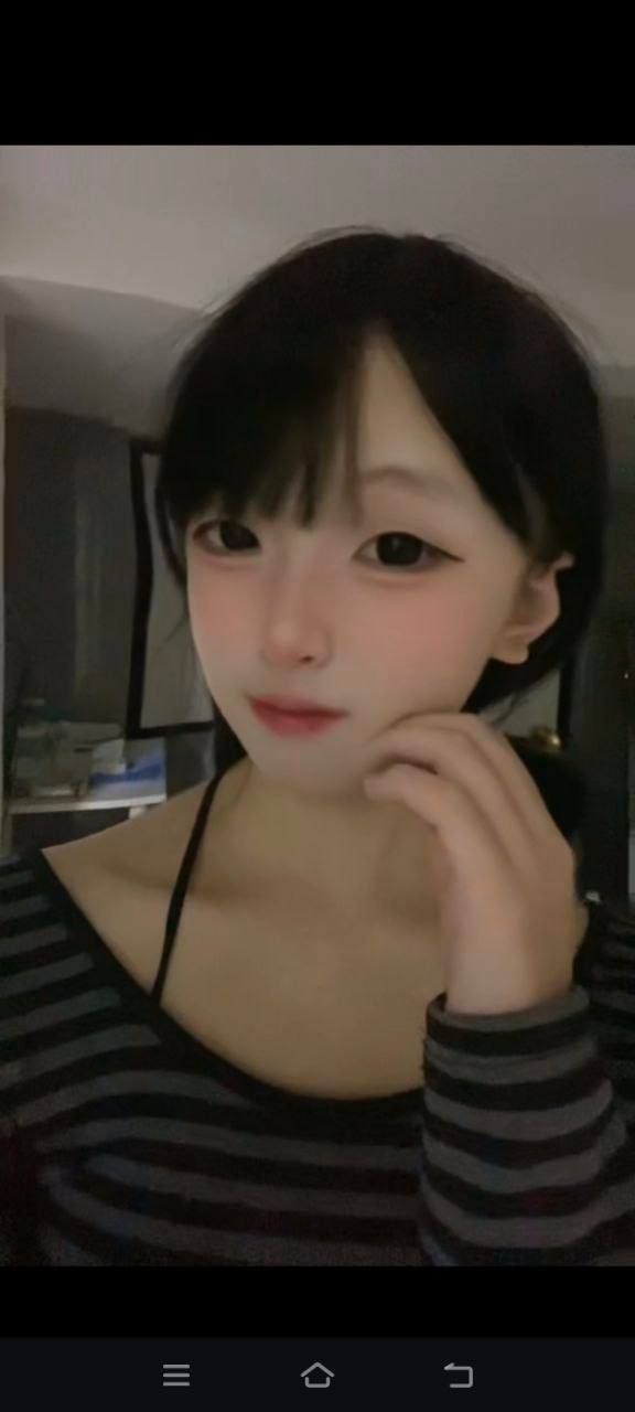苗条、甜妹、夹子音、乖巧