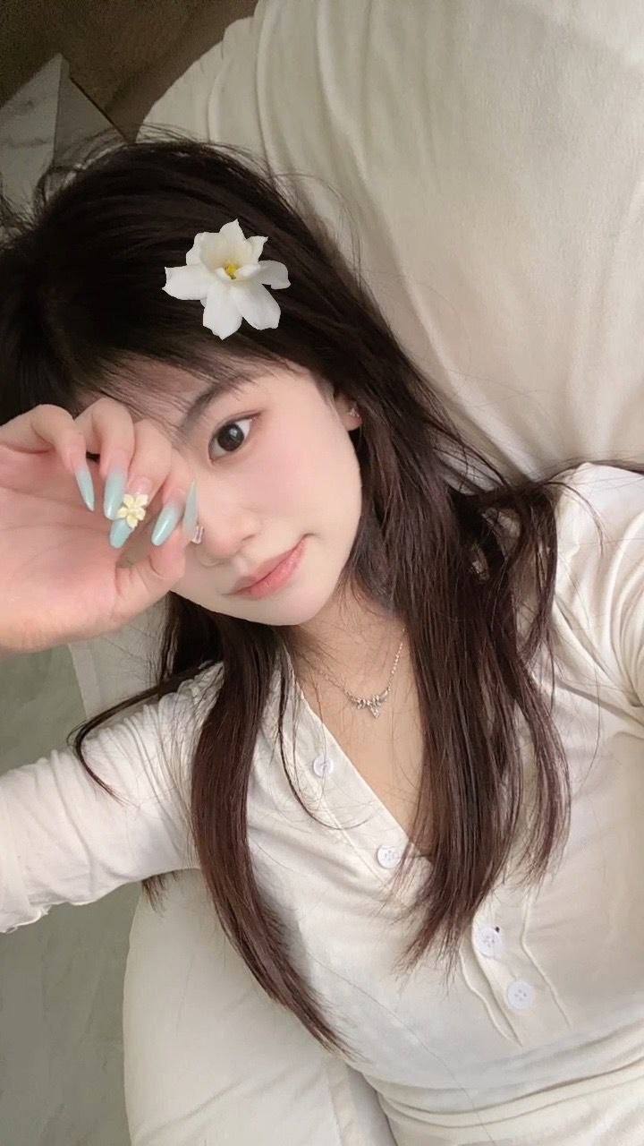 娇小可爱、纯新人、服务好