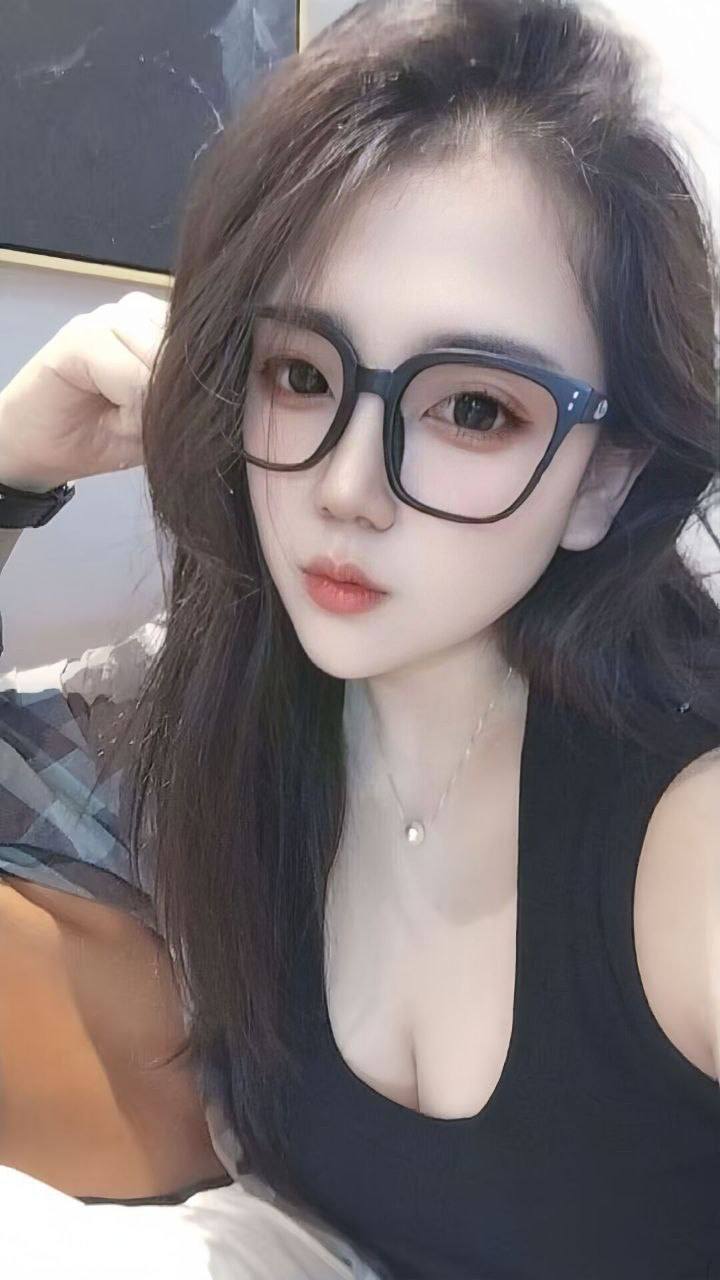 丝袜制服、易高潮、清纯、甜美