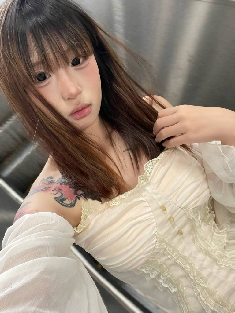 清纯、甜美、温柔