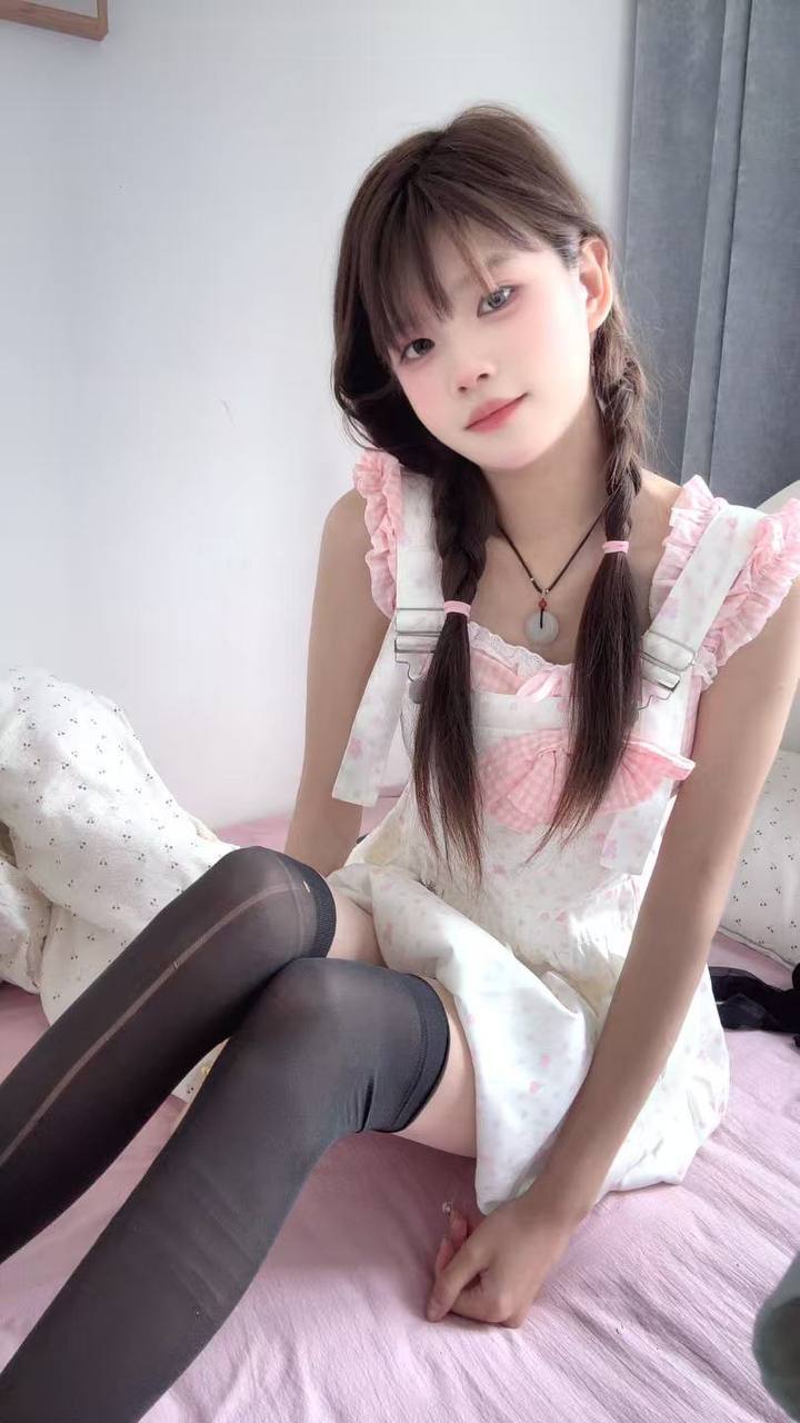 清纯、甜美、温柔