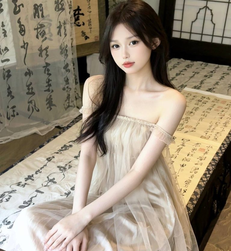 清纯、甜美、温柔