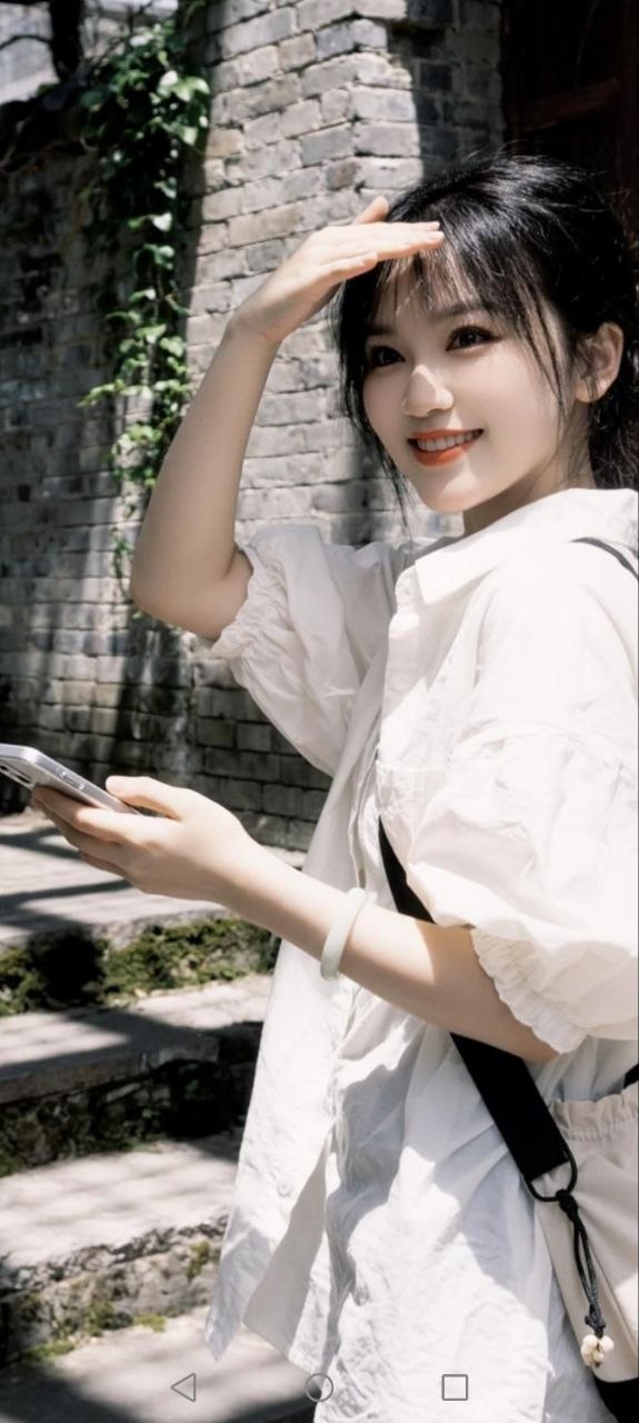 清纯、甜美、温柔