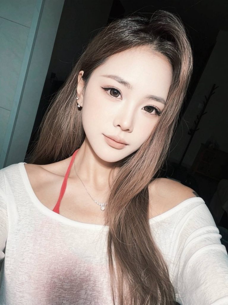 清纯、甜美、温柔
