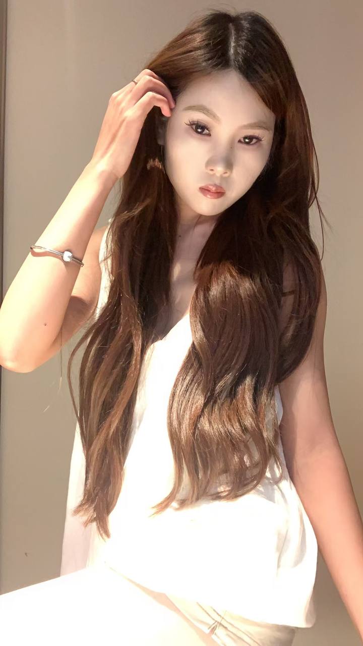清纯、甜美、温柔