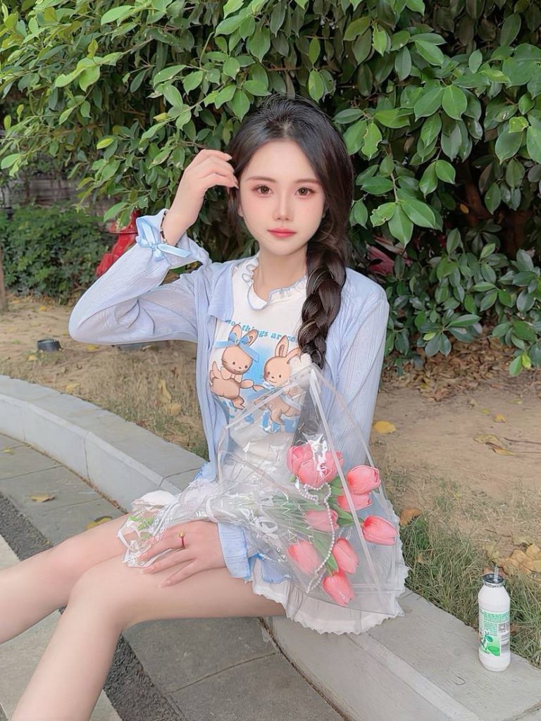 清纯、甜美、温柔