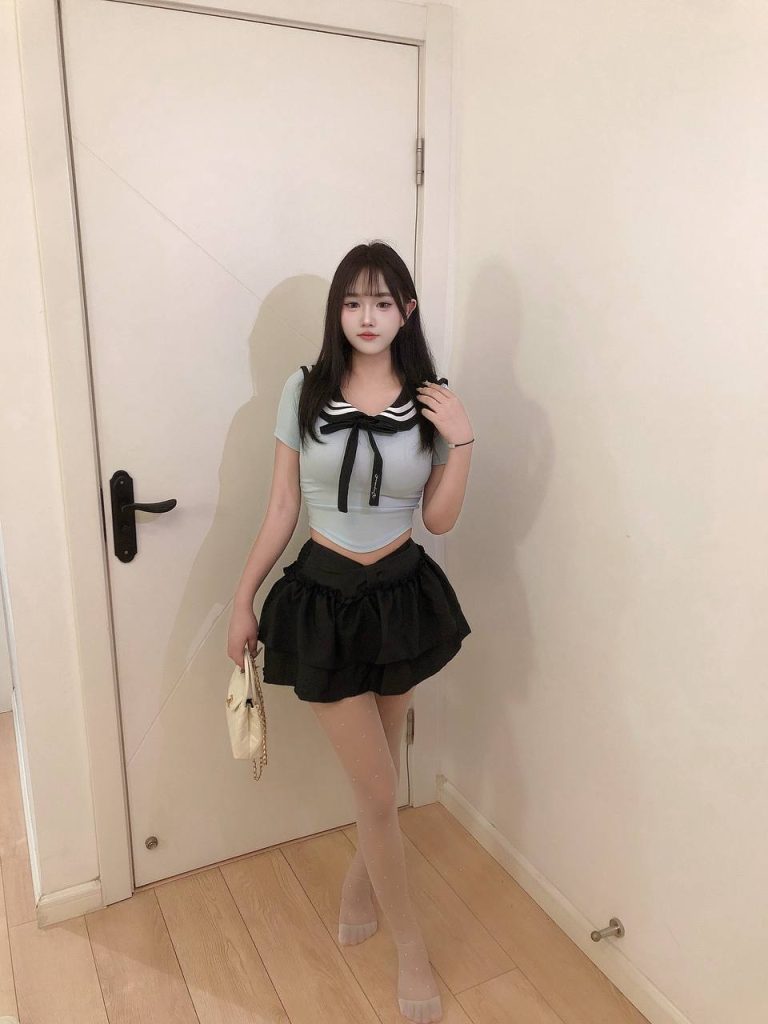 清纯、甜美、温柔