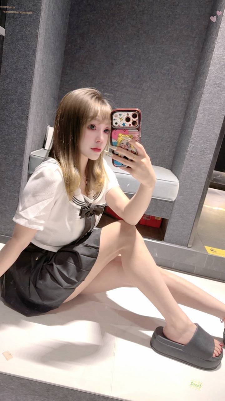 声音甜美、乖巧可爱、超紧致