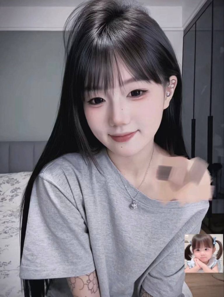 年轻嫩妹、肤质细腻、活泼开朗