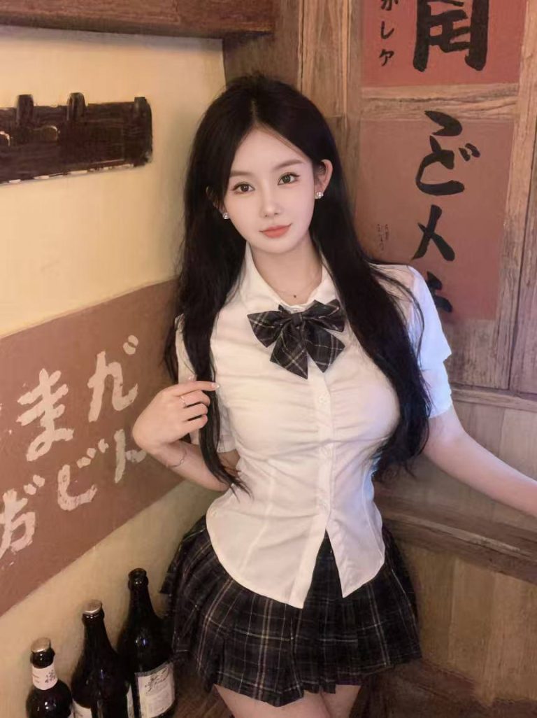 温柔热情、身材匀称、服务到位、姿势随意