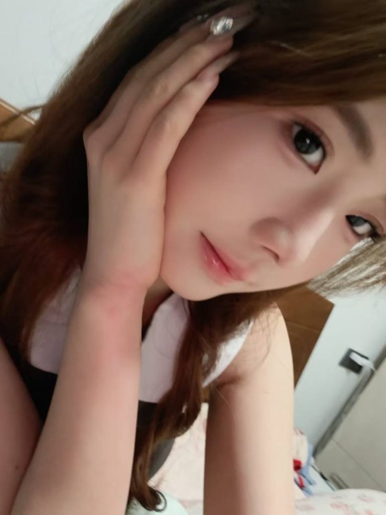 学生妹、身材好、主动配合、服务全面