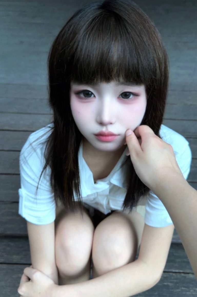会吸会夹、姿势多样、肤白粉嫩、清纯
