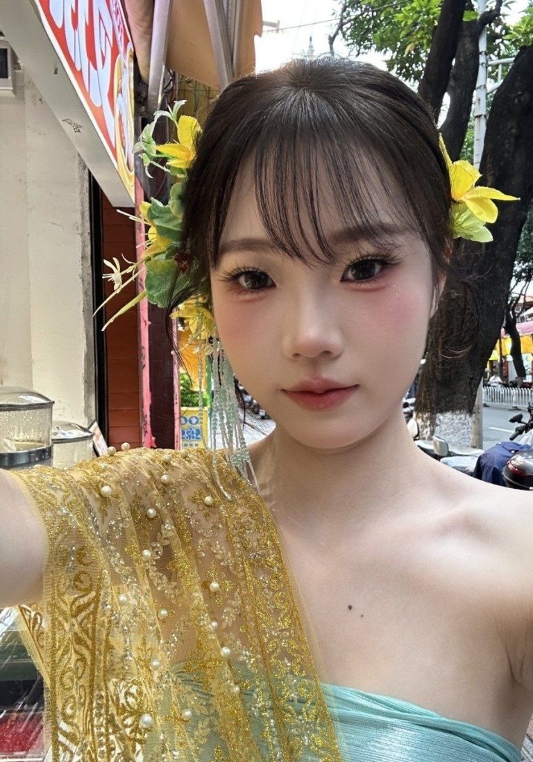 大长腿、少女感、刚下海