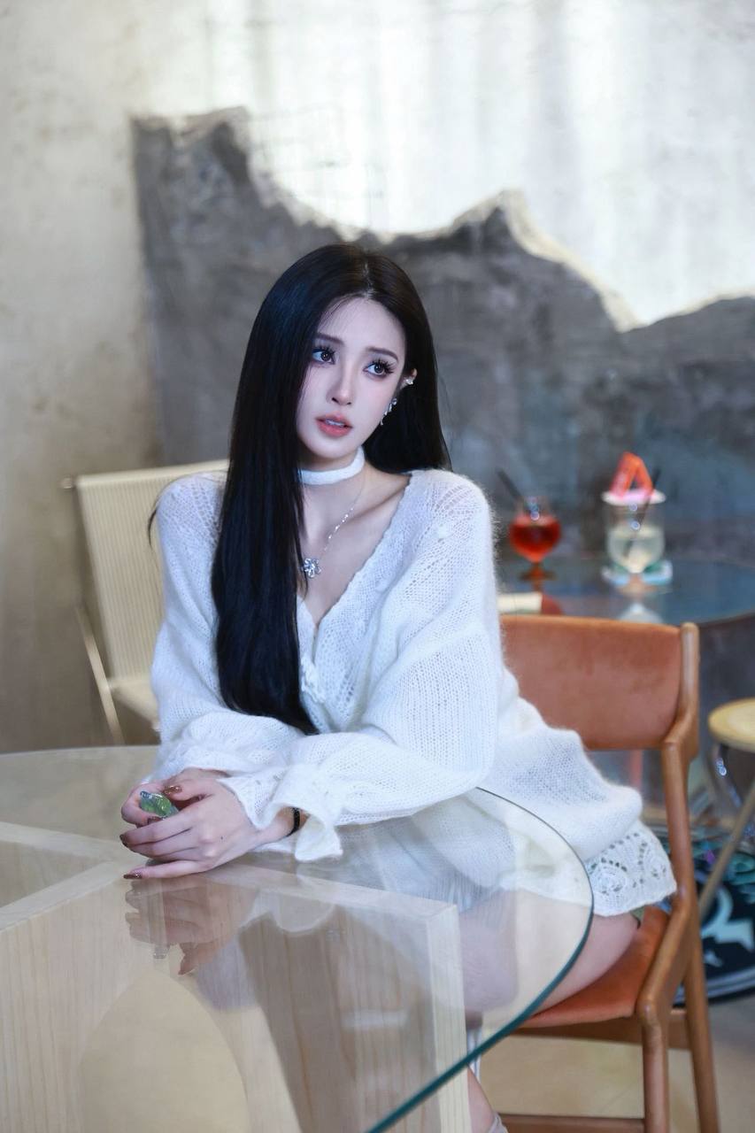 丝袜诱惑、清纯、甜美、温柔
