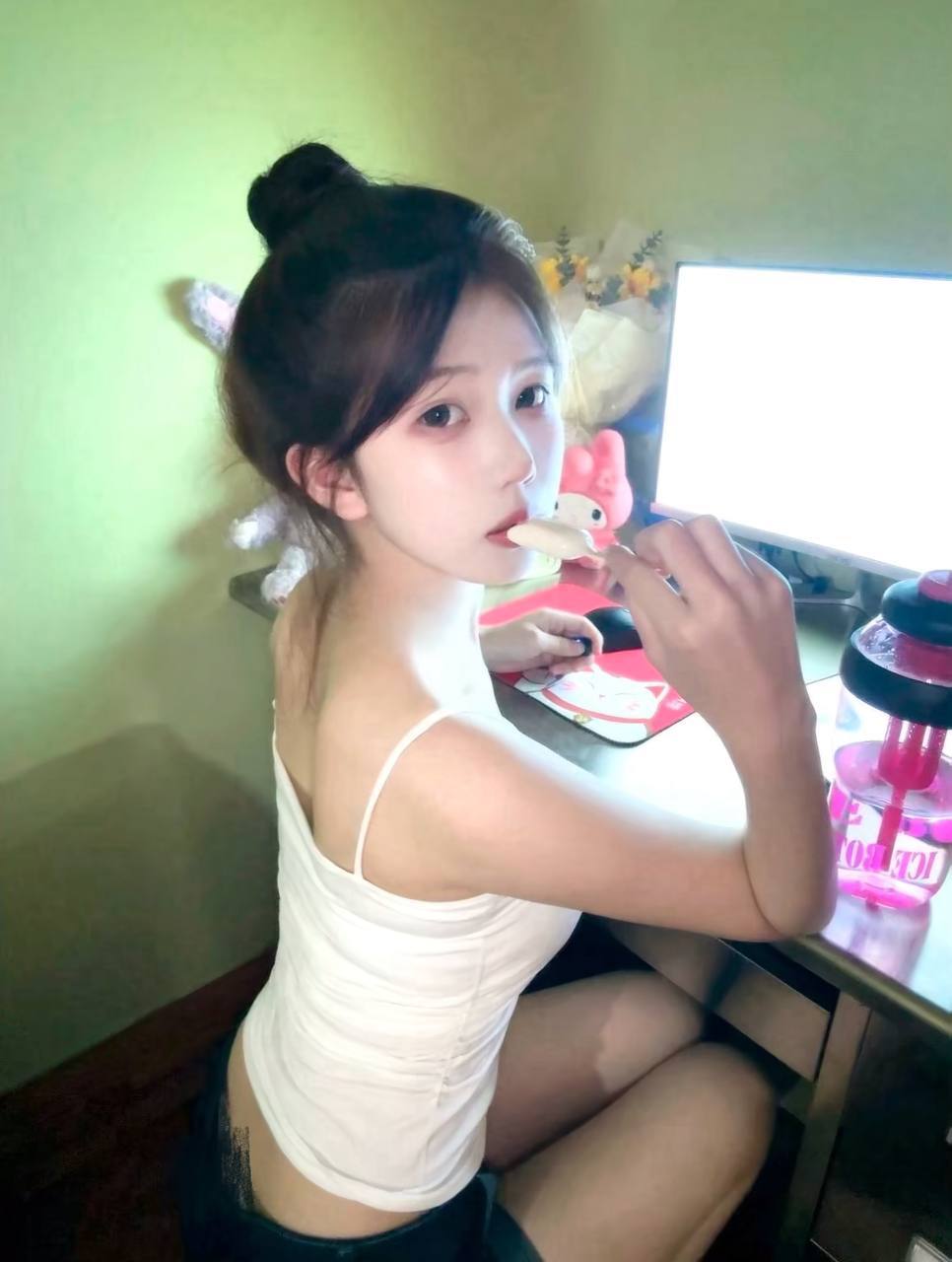 清纯、甜美、温柔