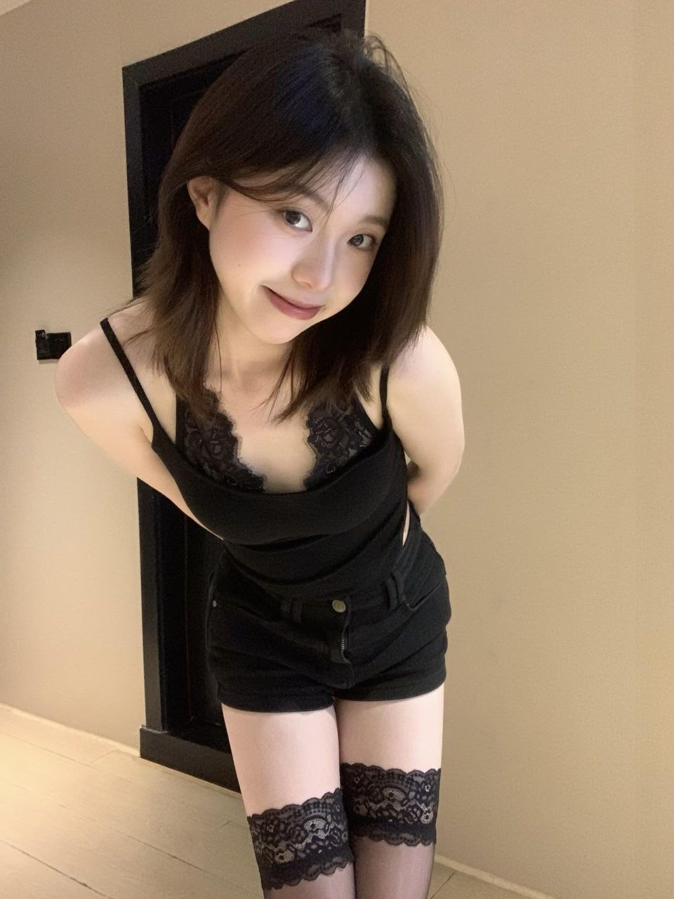 胸大、配合度高、皮肤白嫩、主动热情