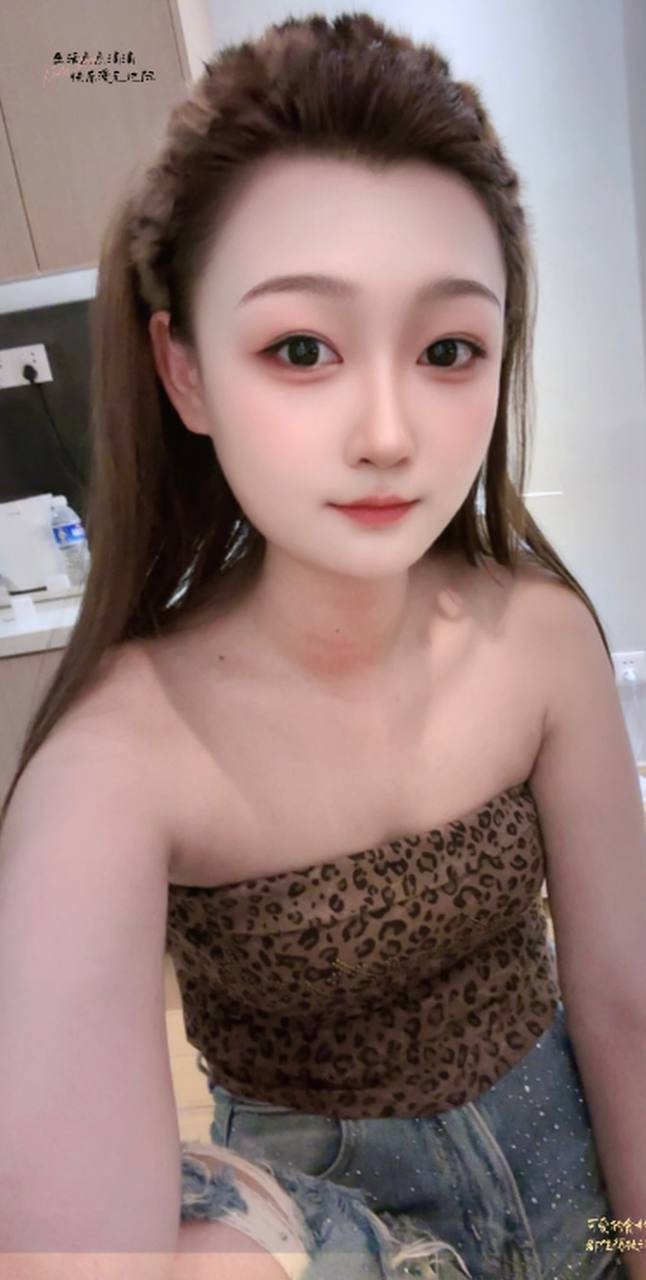 女友感、乖巧、敏感