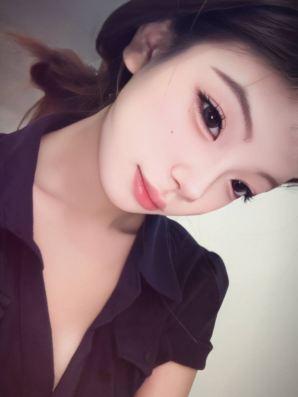 皮肤滑嫩、敏感水多、听话乖巧、丝袜诱惑
