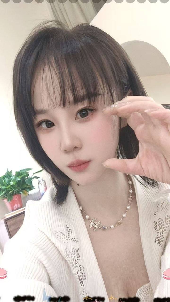 丝袜高跟、服务全、清纯