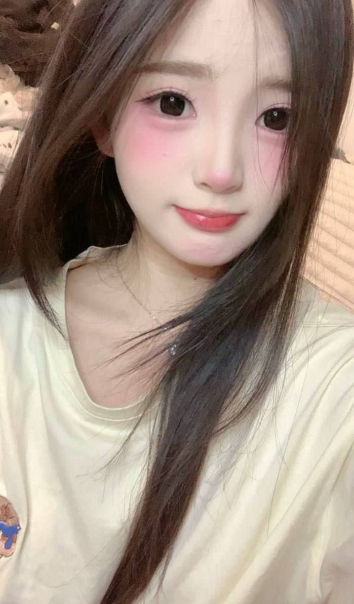 新人、高挑、丰满、清纯