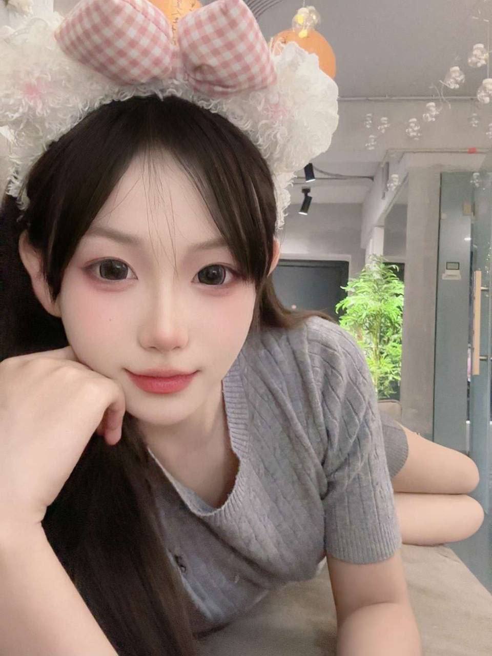 少女、白虎、颜值车