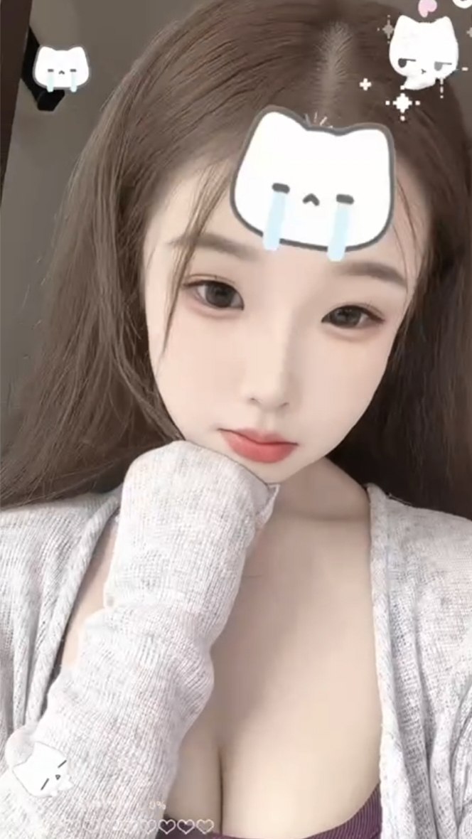 少女感、蛇纹、制服风