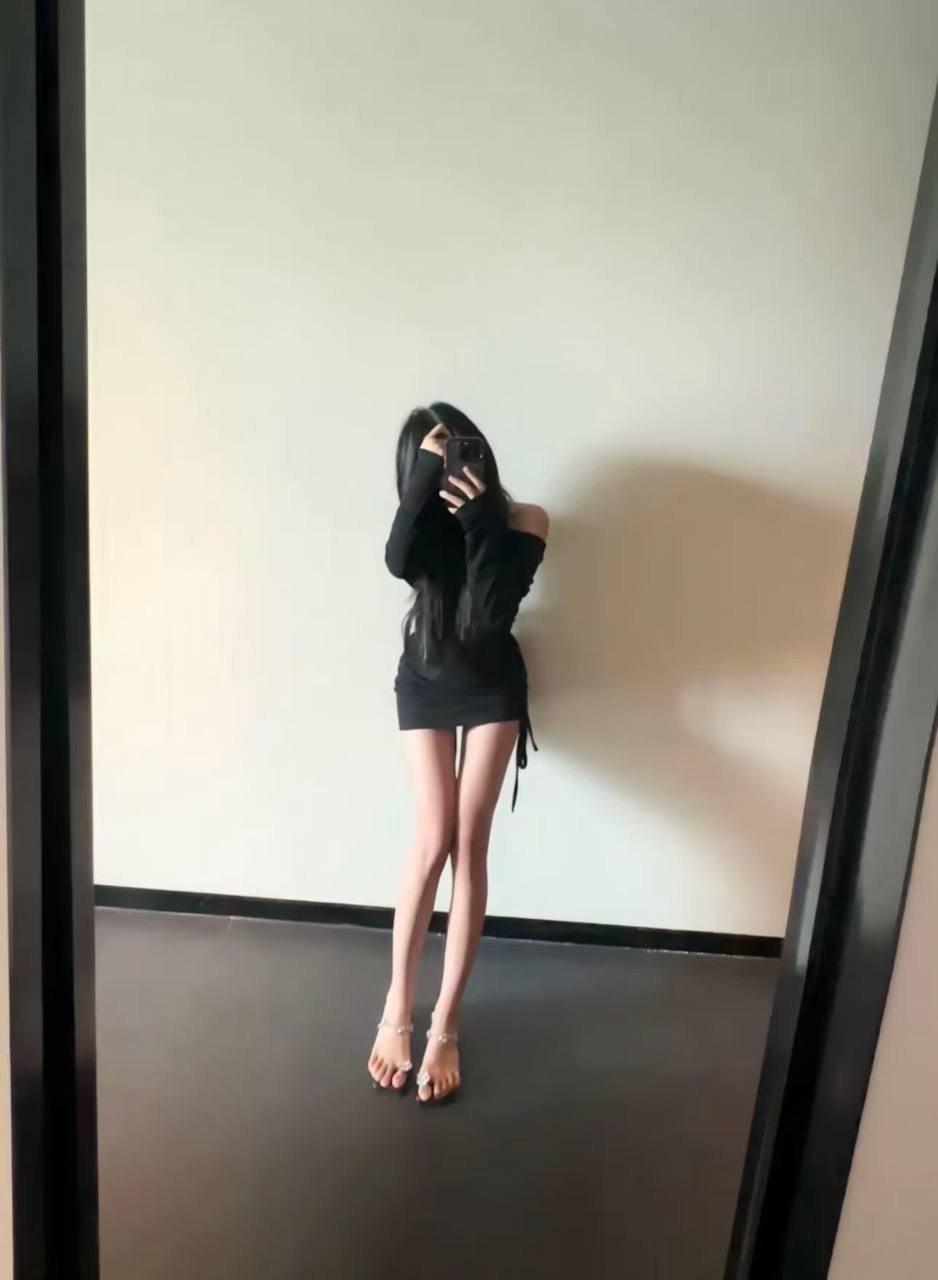 少女感、高挑、热情、多汁