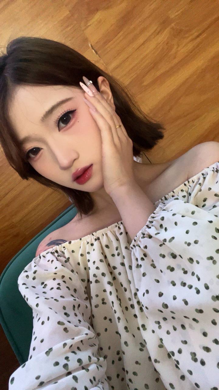 少女感、制服诱惑、丝袜诱惑