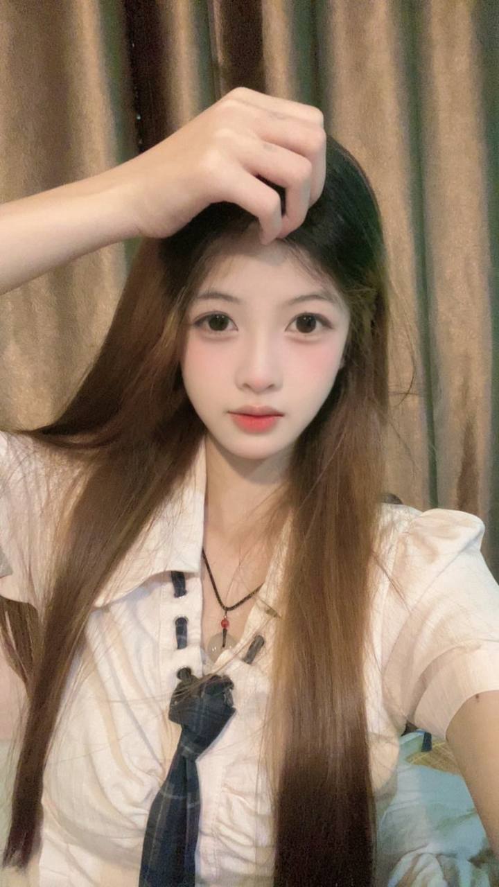 耐看、长腿、少女感、丝袜诱惑