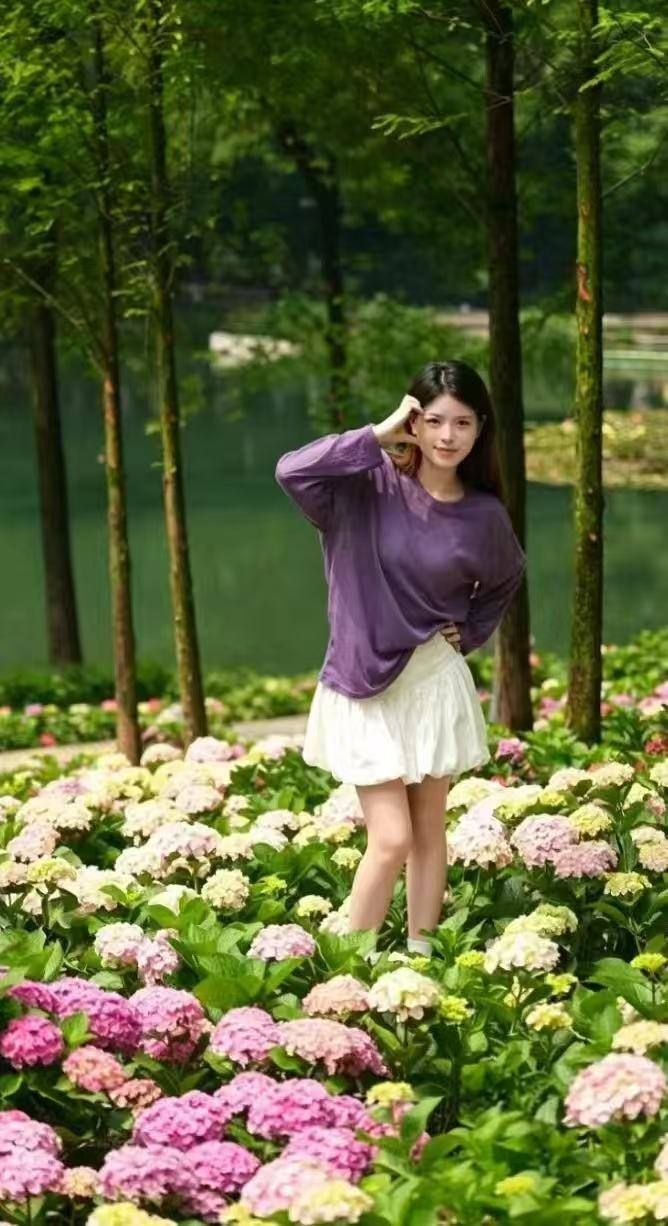 御姐、制服诱惑、情绪价值、可甜可咸