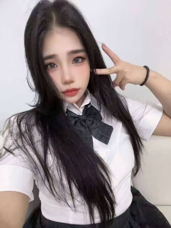 戏水、配合、清纯