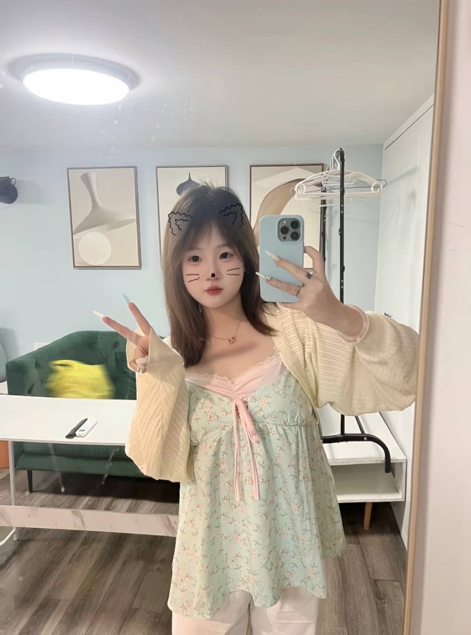 年轻微胖、服务温柔、粉嫩水多、清纯
