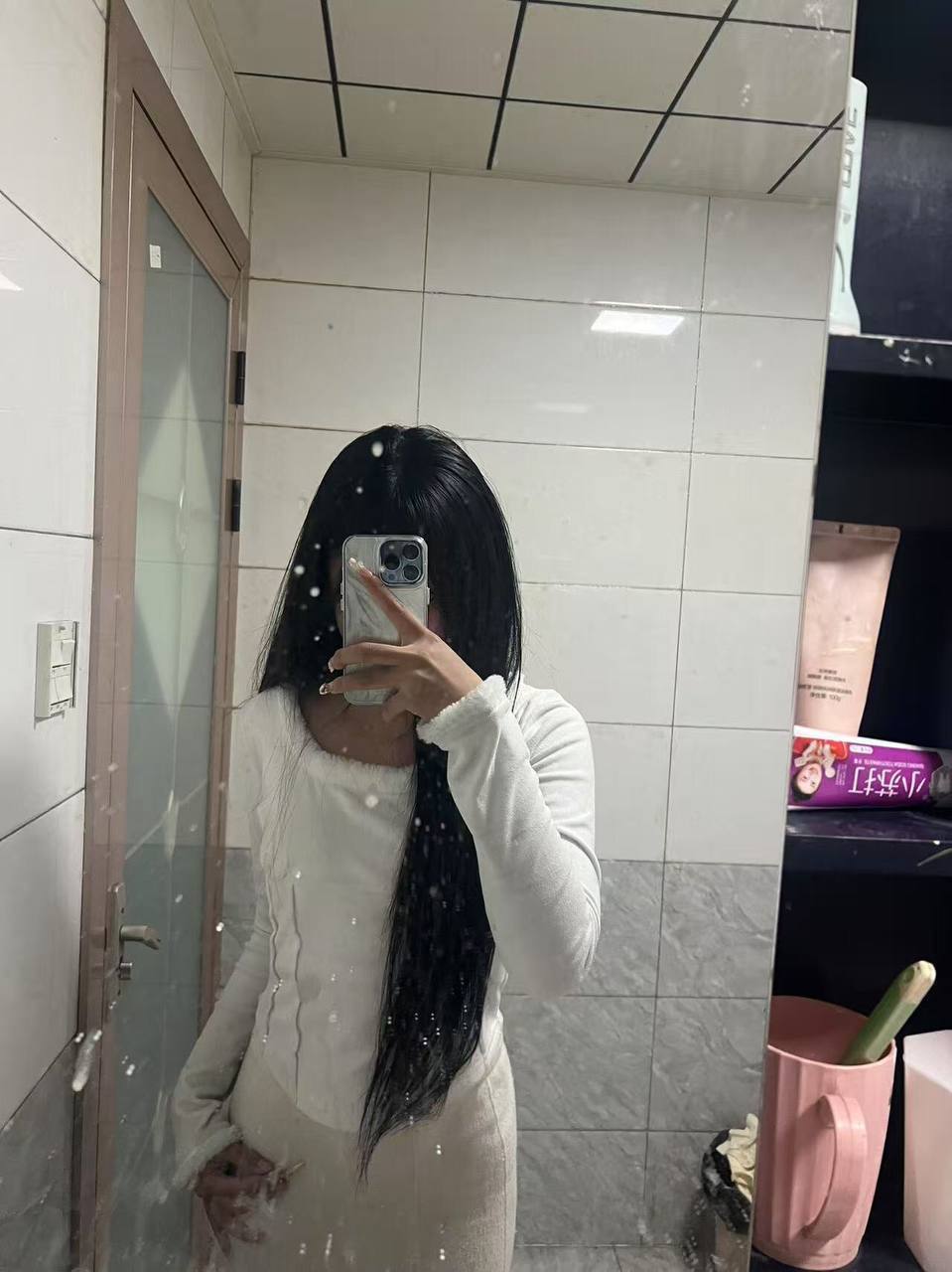 年轻、高挑、丝袜、清纯