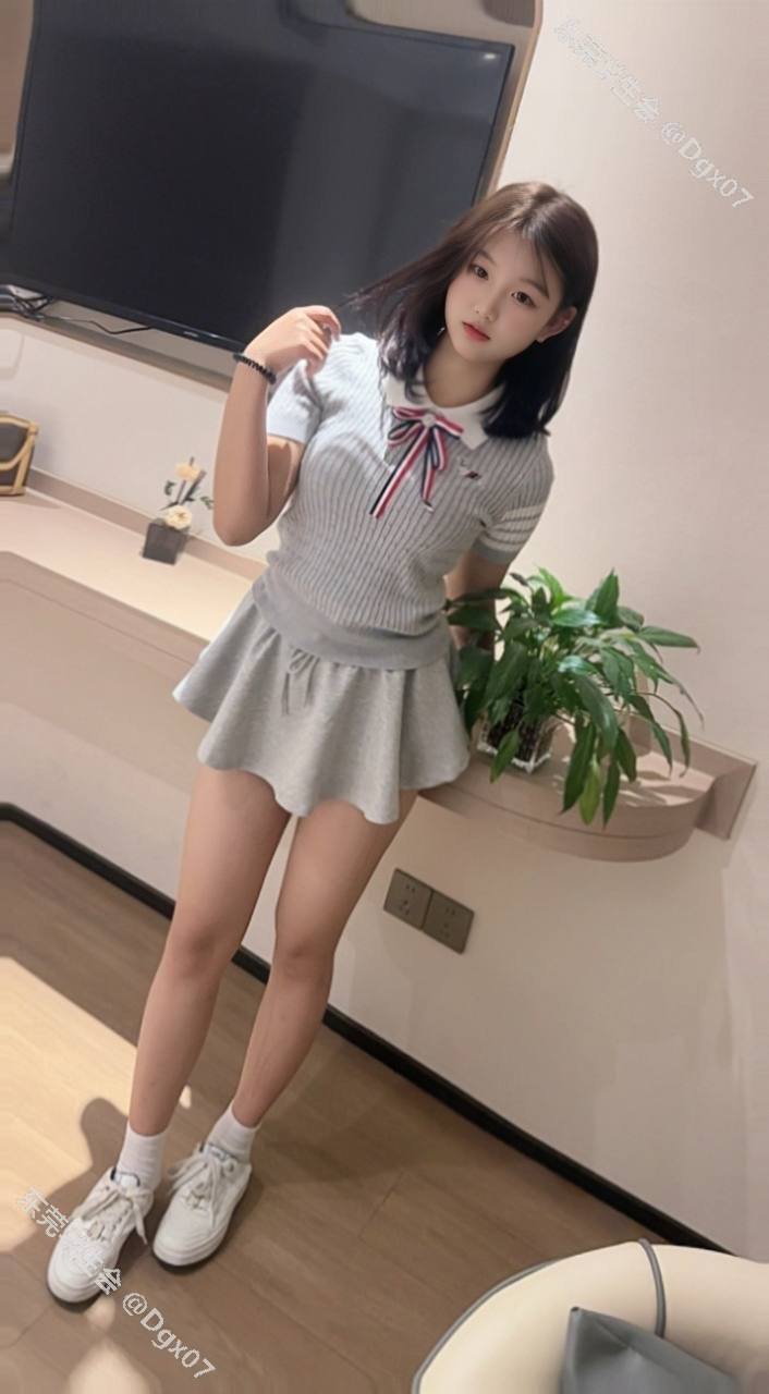 69、制服诱惑、丝袜高跟、清纯（东莞市、广东省）资料图片第 2 张