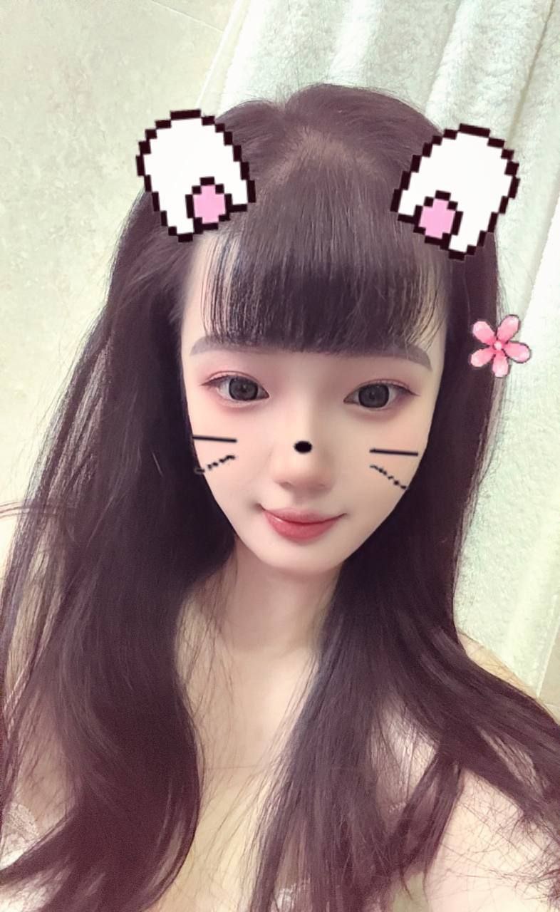 制服风、清纯、甜美、温柔（南京市、江苏省）资料图片第 3 张