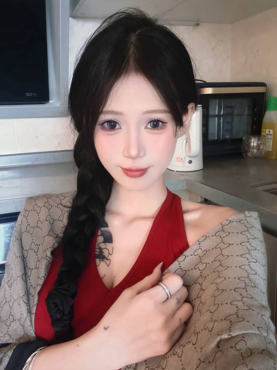 少女感、大长腿、清纯