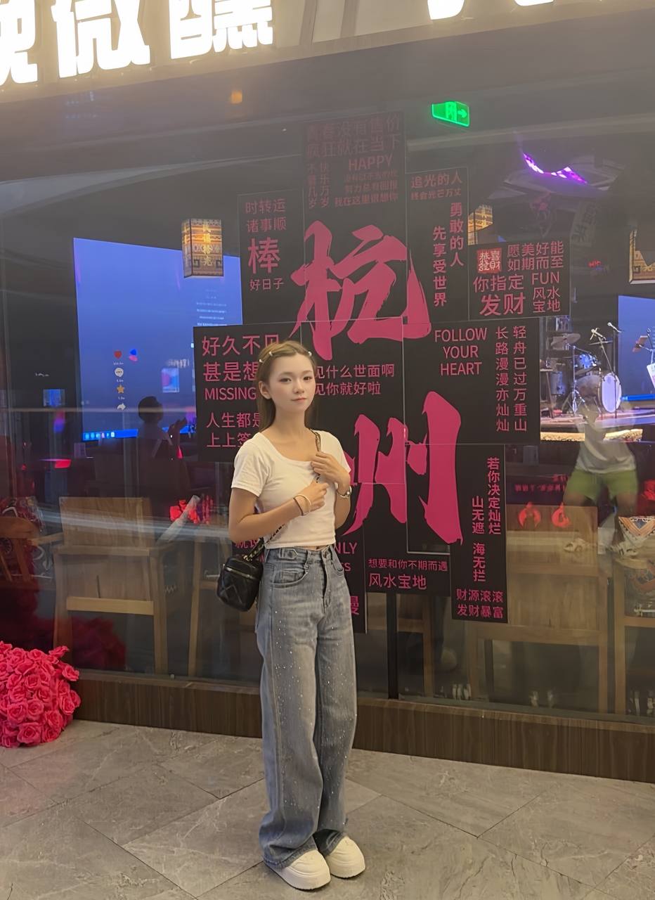 69、丝袜制服、清纯、甜美（广东省、深圳市）资料图片第 13 张