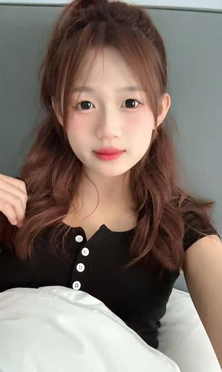 少女感、大长腿、服务好