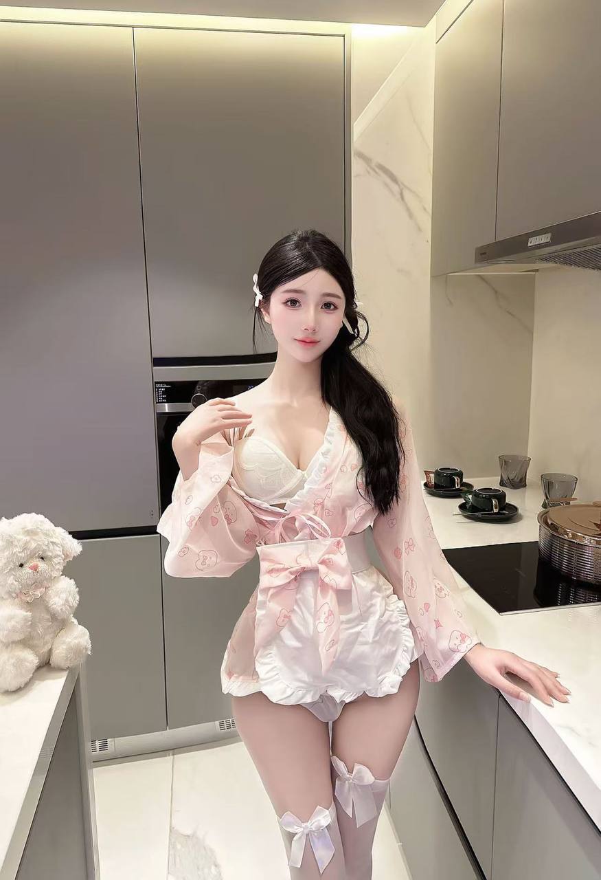 乖巧听话、声音甜美、丝袜、制服风