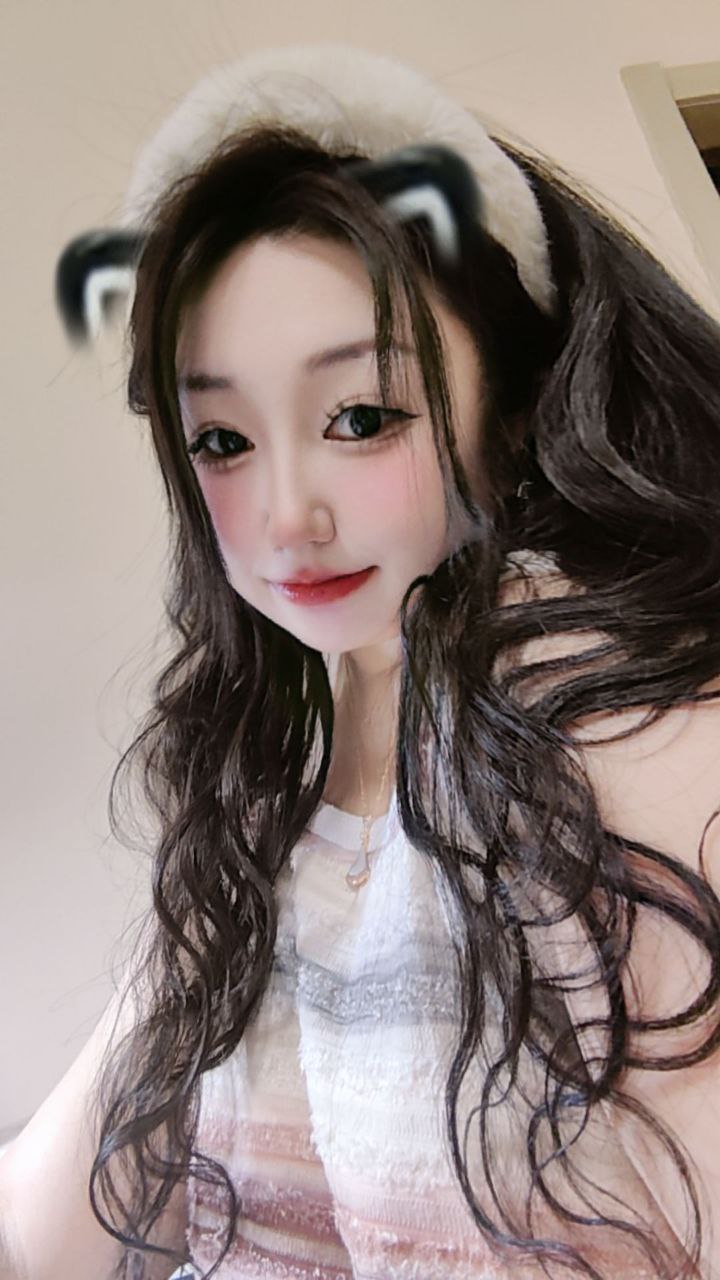 少女、微胖、活泼、不可怕（河北省、石家庄市）资料图片第 4 张