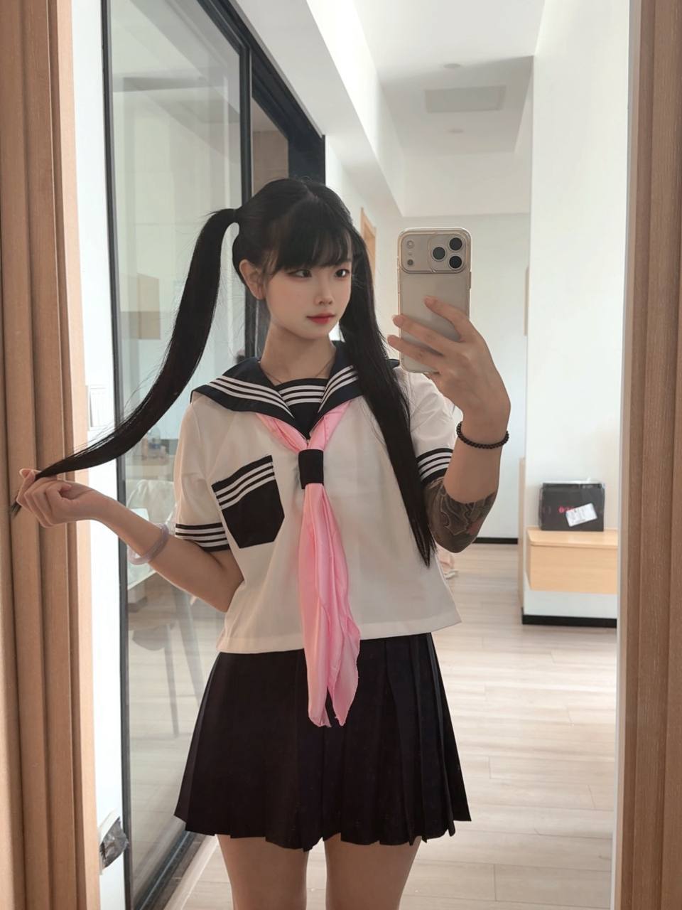 丝袜制服、服务全面、清纯（武汉市、湖北省）资料图片第 3 张
