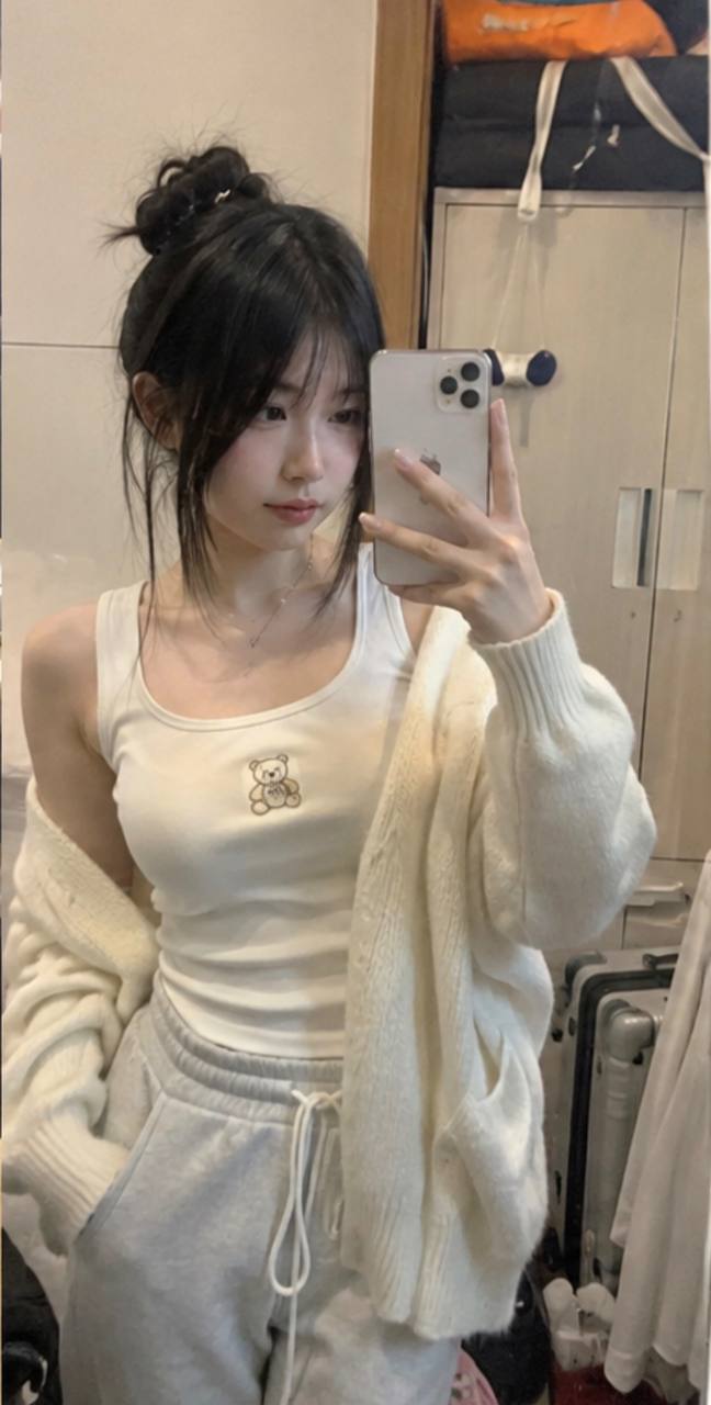 软萌可爱、乖巧听话、视频验证、服务配合