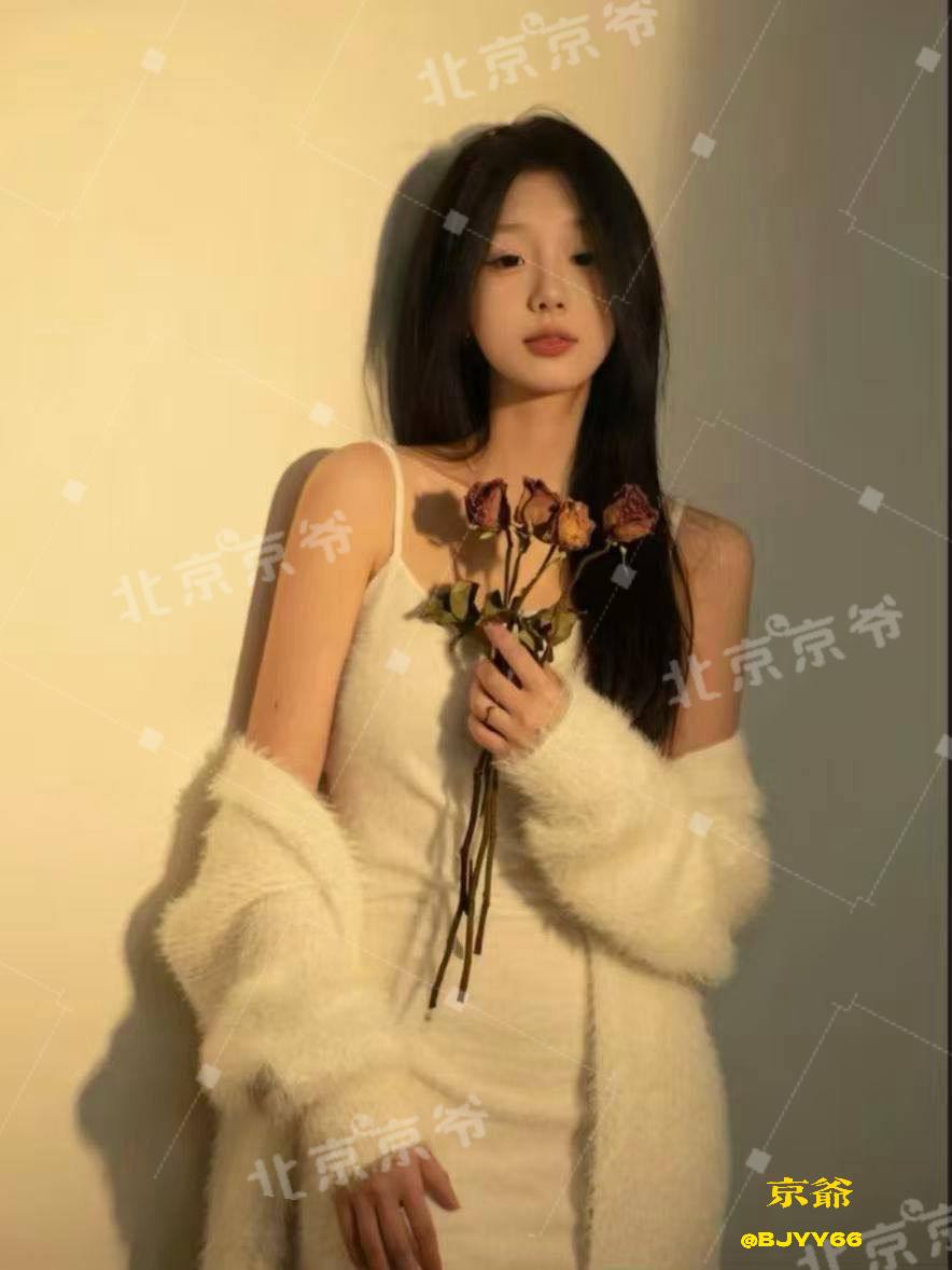少女感、69、清纯、甜美（北京市、北京市）资料图片第 2 张