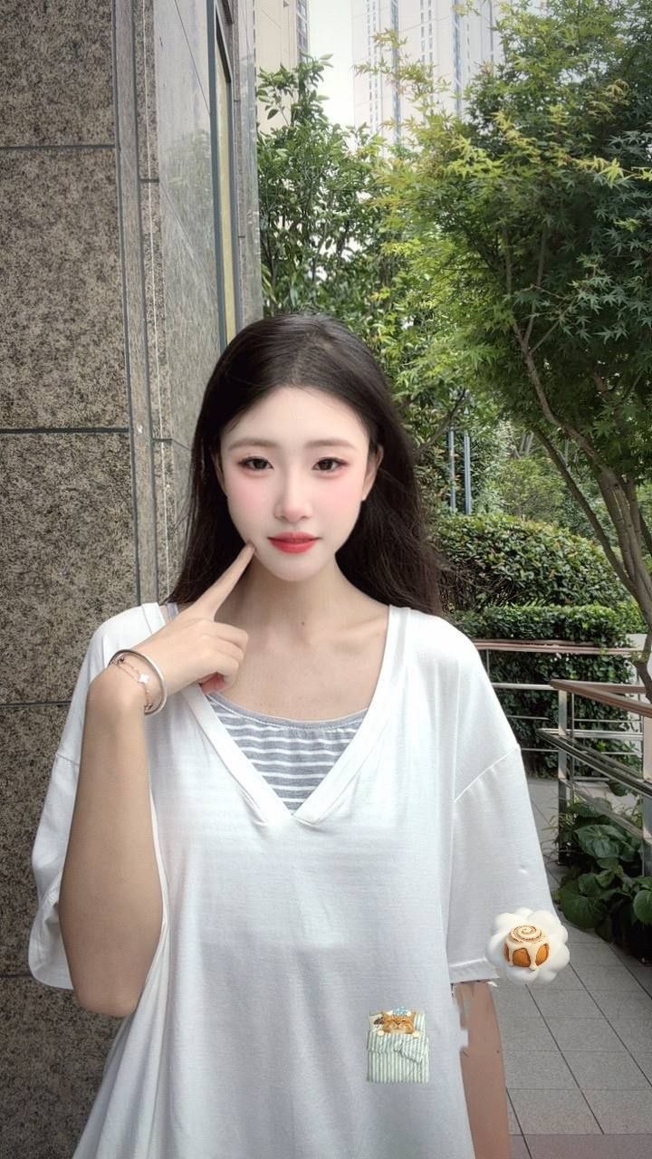 少女感、排骨精、大长腿、清纯