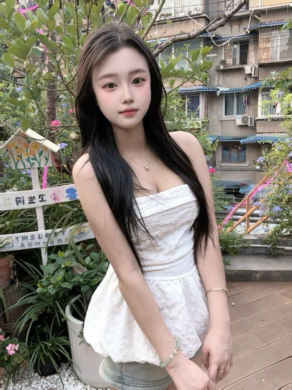 少女感、态度好、蛇精、包夜