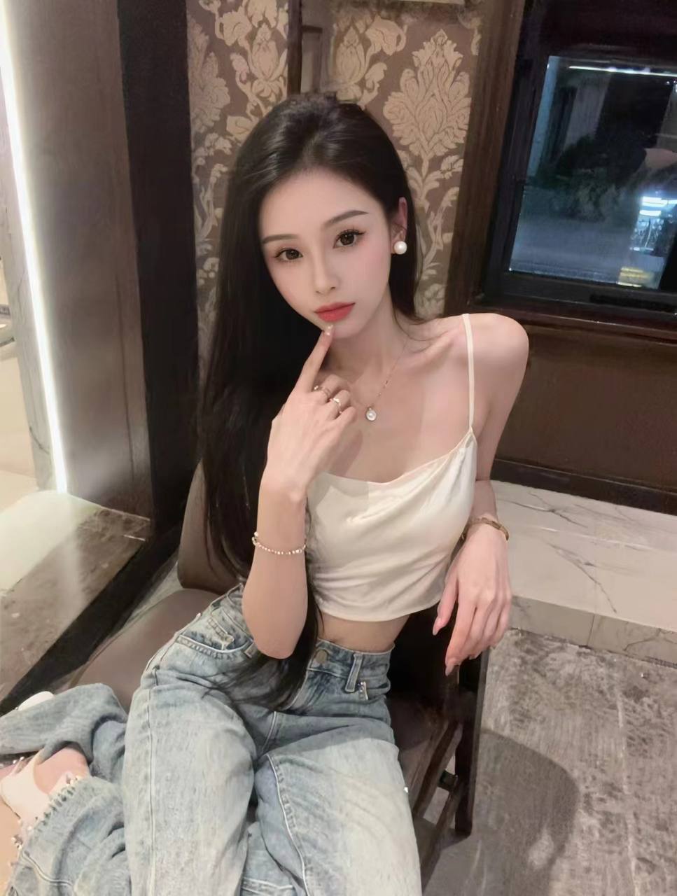 温柔乖巧、丝袜诱惑、水多会夹、清纯