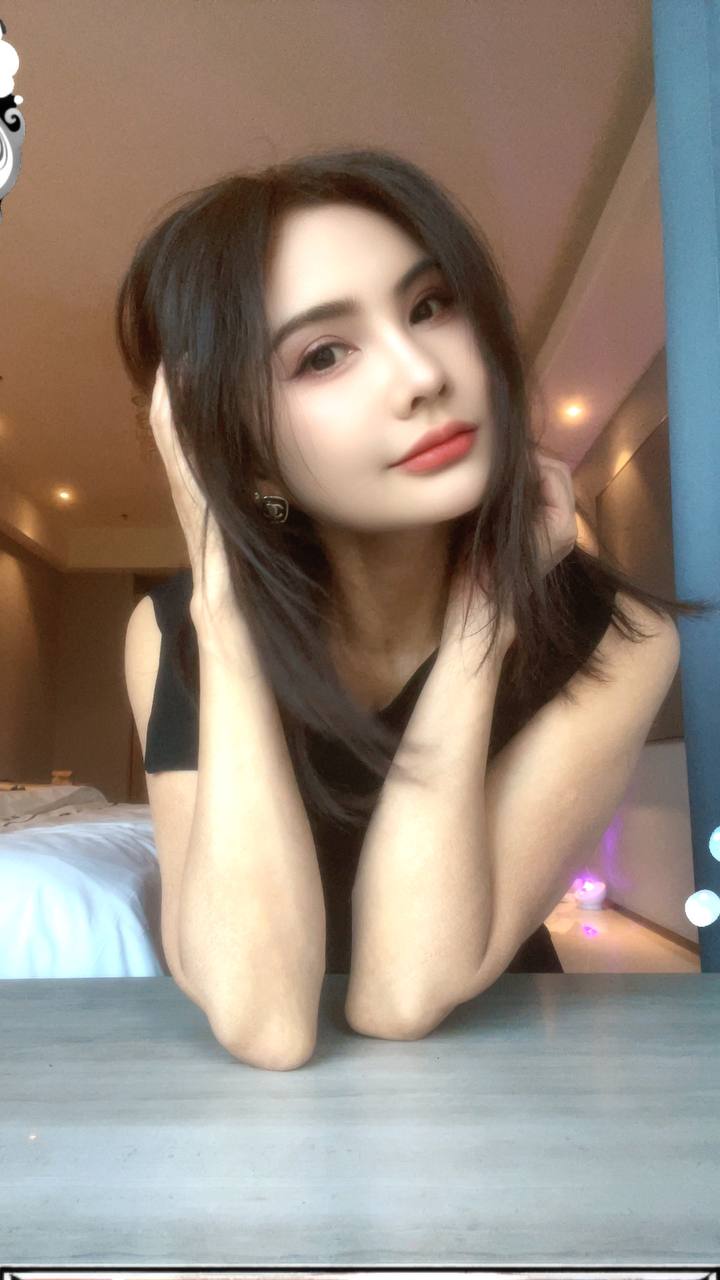 御姐、胸B、丝袜、陪洗